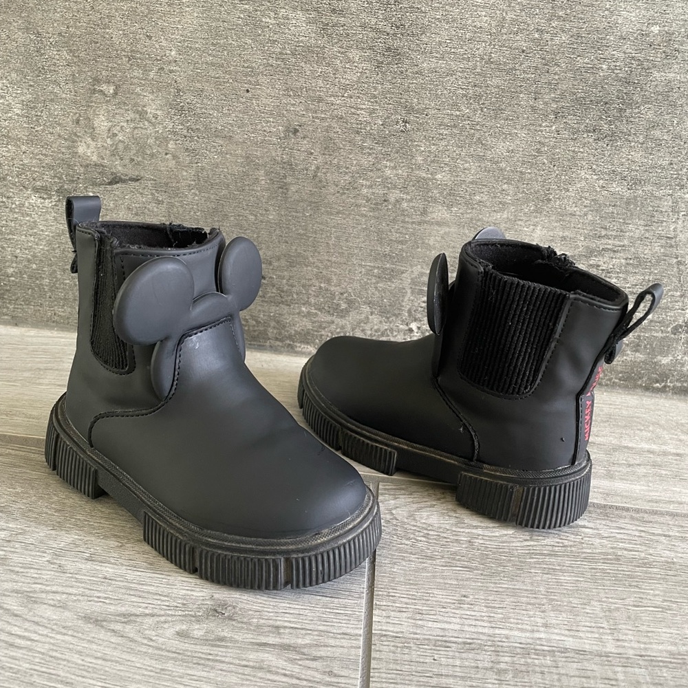 Mickey Mouse zara boots toddler girl size 7